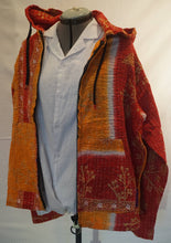 Load image into Gallery viewer, Hoodie HS03 &quot;Forest Singer&quot;