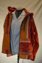 Load image into Gallery viewer, Hoodie HS03 &quot;Forest Singer&quot;