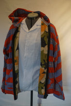 Load image into Gallery viewer, Hoodie HM08 &quot;Temple Climber&quot;
